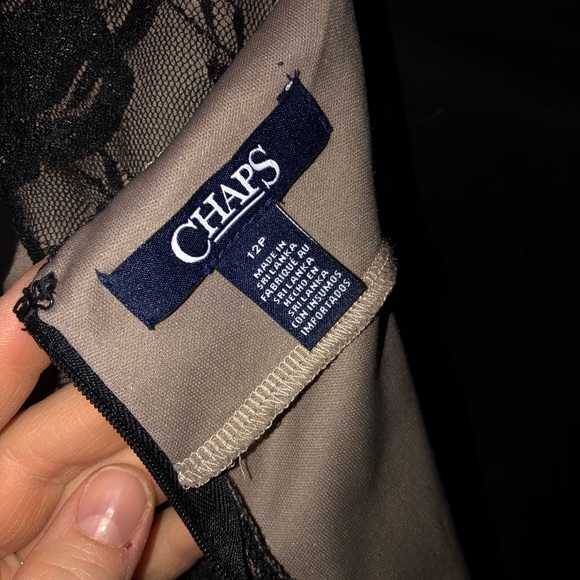 Gorgeous CHAPS dress - black on nude, size 12P - Picture 4 of 4